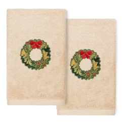 Linum Home Textiles 2-pack Christmas Wreath Embroidered Hand Towel Set