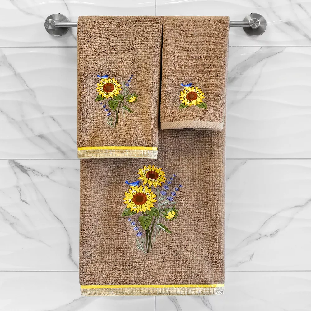 Linum Home Textiles Turkish Cotton Girasol 4-piece Embellished Towel Set - Image 2